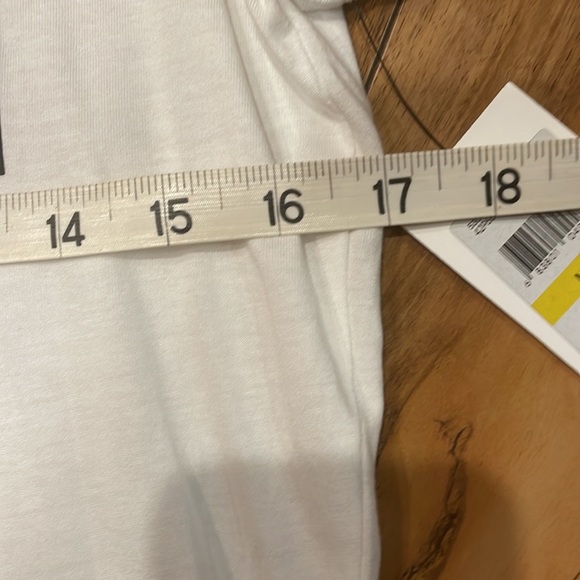 New with tag NWT medium Calvin Klein shirt - Picture 6 of 11